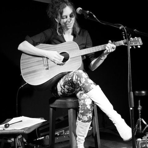 anna gitarre